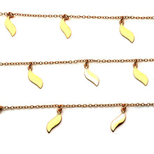 Load image into Gallery viewer, 5ft Gold Leaf Motif Chains 18x5mm | Leaf Motif Necklace | Soldered Chain | Anklet Finding Chain
