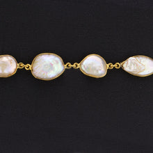 Load image into Gallery viewer, Pearl 10-15mm Free Form Gold Plated Bezel Continuous Connector Chain
